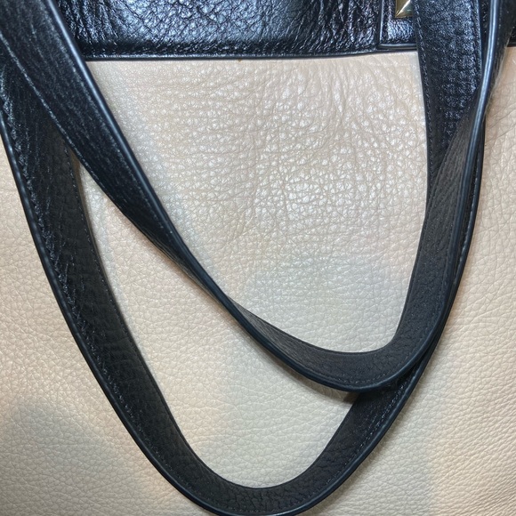 Badgley Mischka Maya Tote Color Block Latte/Black - Picture 6 of 11